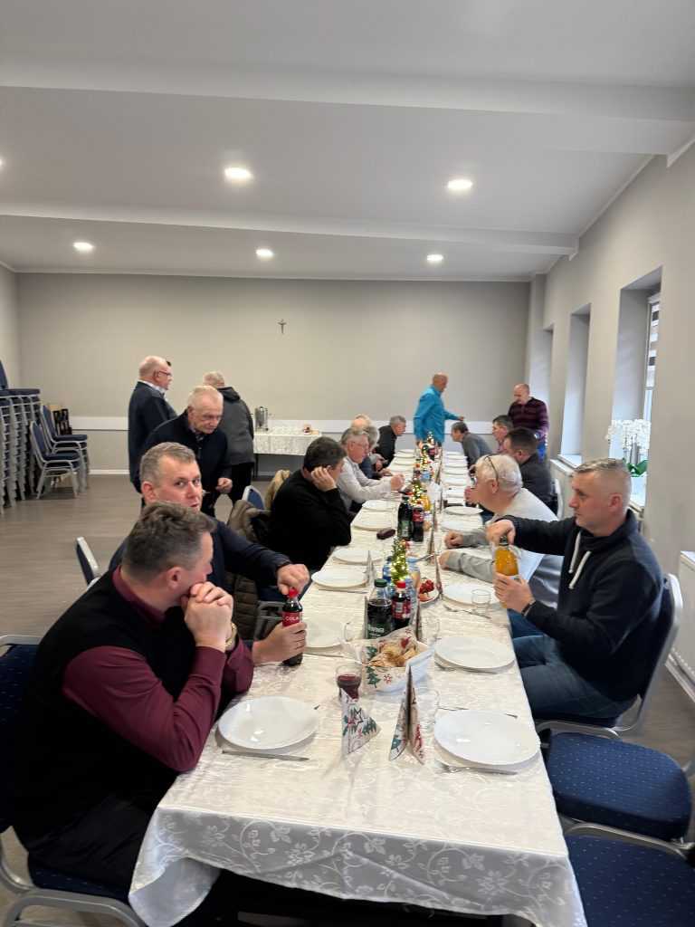 Świąteczne Spotkanie Pszczelarzy Branice: Podsumowanie Roku 11 WhatsApp Image 2025 12 14 at 17.56.08