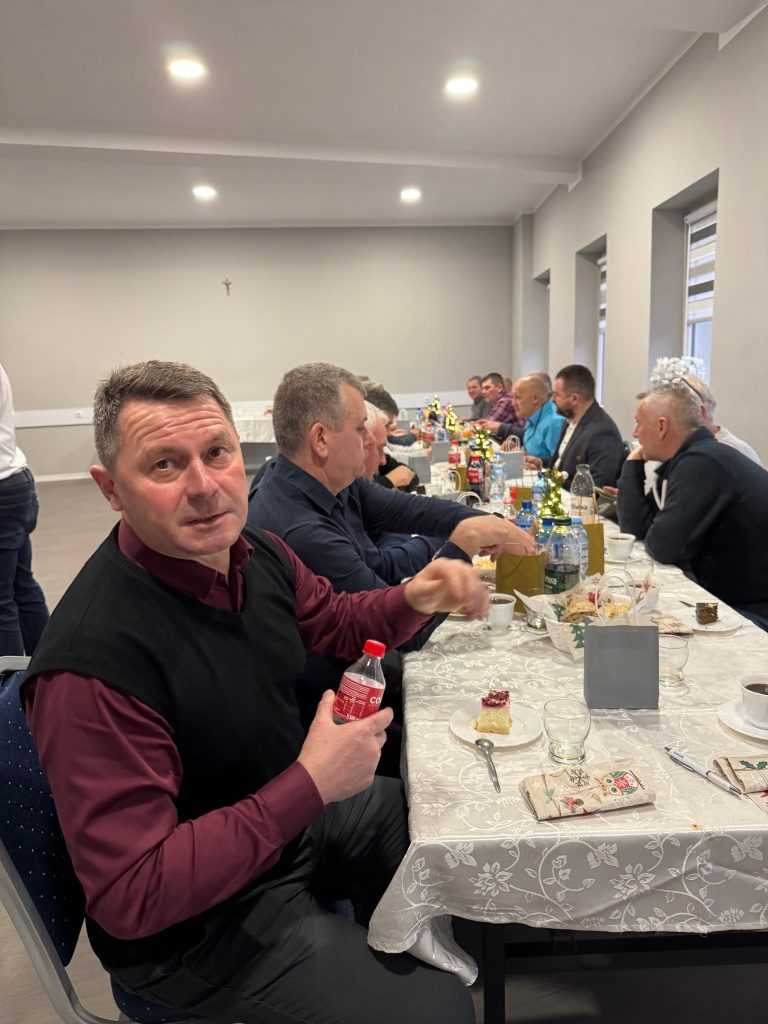 Świąteczne Spotkanie Pszczelarzy Branice: Podsumowanie Roku 6 WhatsApp Image 2025 12 14 at 17.56.15